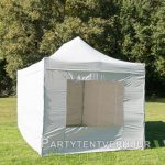 Easy up tent 3x4,5 meter voorkant schuin huren - Partytentverhuur Den Haag